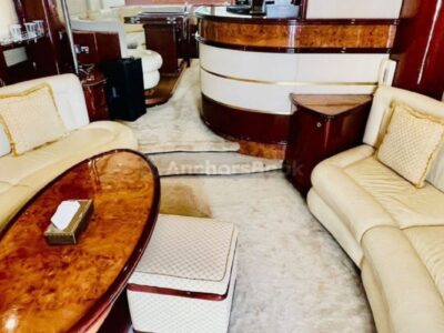 Majesty 70ft – Private Group Yacht Rental