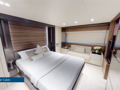 Ferretti 670 - Luxury 5 Stars VIP Private Group Yacht Rental