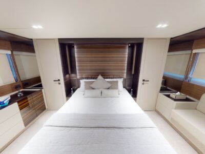 Ferretti 670 - Luxury 5 Stars VIP Private Group Yacht Rental