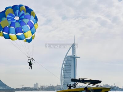 Dubai Parasailing For 2 Guests (30 Minutes)