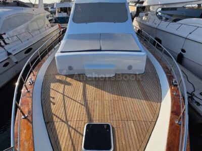 Celebration 81ft For Up To 40 Guests