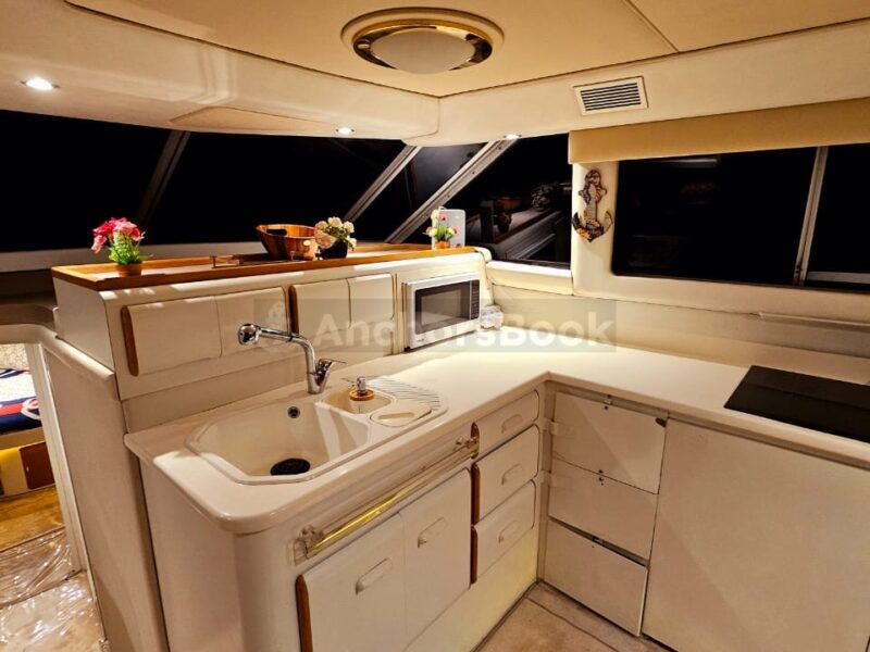 Rhythm 58ft Yacht For Up To 25 Guests