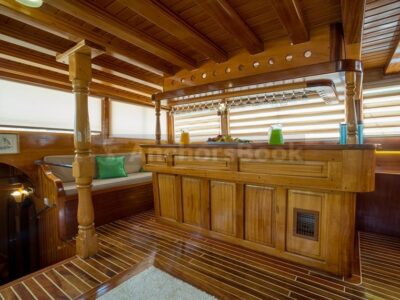 Sadri Usta - New 2021 Build 95ft Yacht Charter In Fethiye