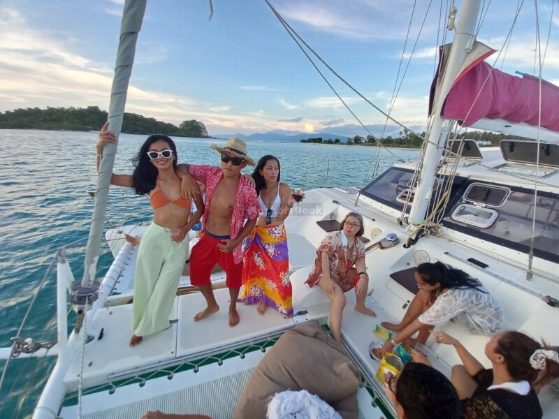 Sailing Catamaran In Samui - Thailand
