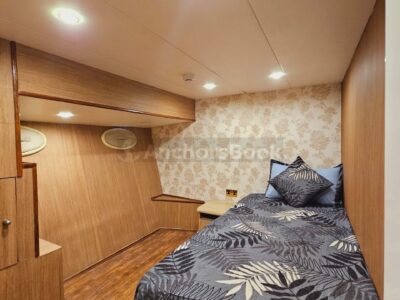 Celebration 81ft For Up To 40 Guests