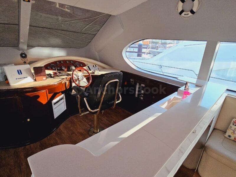 Celebration 81ft For Up To 40 Guests