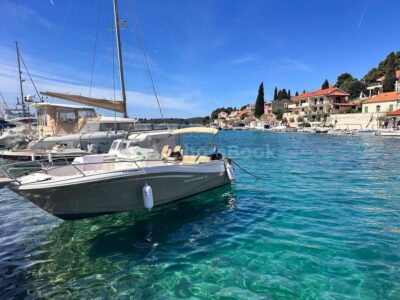 Cap Camarat 7.5 Jeanneau