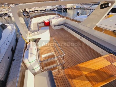 Celebration 81ft For Up To 40 Guests