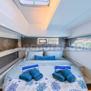 Lady Amanda - Luxury 5-Cabin Catamaran