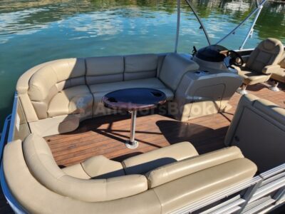 14 PASSENGER 23 FEET PONTOON WITH 150HP ENGINE