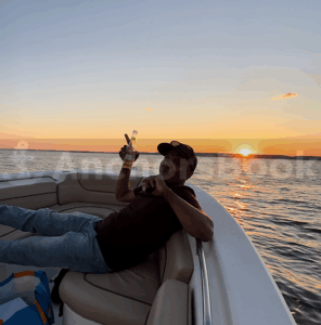 Fun & Spacious 23ft Nautic Star NY/NJ