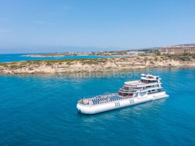 Ocean Vision - Mega Party Yacht