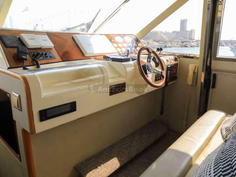 Luxury Princess Yacht – Up to 30 Guests | Perfect for Private Events & Cruises