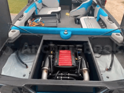 AXIS Wake Research T22, 400HP - Kelowna Boat Rental
