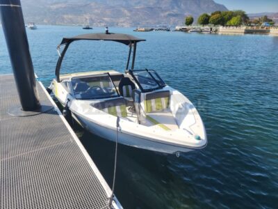 7 PASSENGER SPEEDBOAT