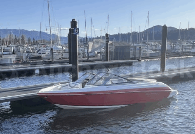 8 PASSENGER SPEEDBOAT