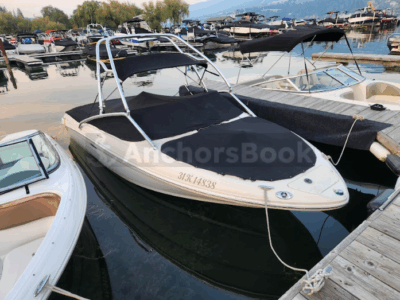 10 PASSENGER SPEEDBOAT