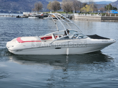 10 PASSENGER SPEEDBOAT