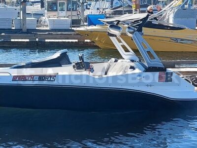 Stealth Boat, 70HP