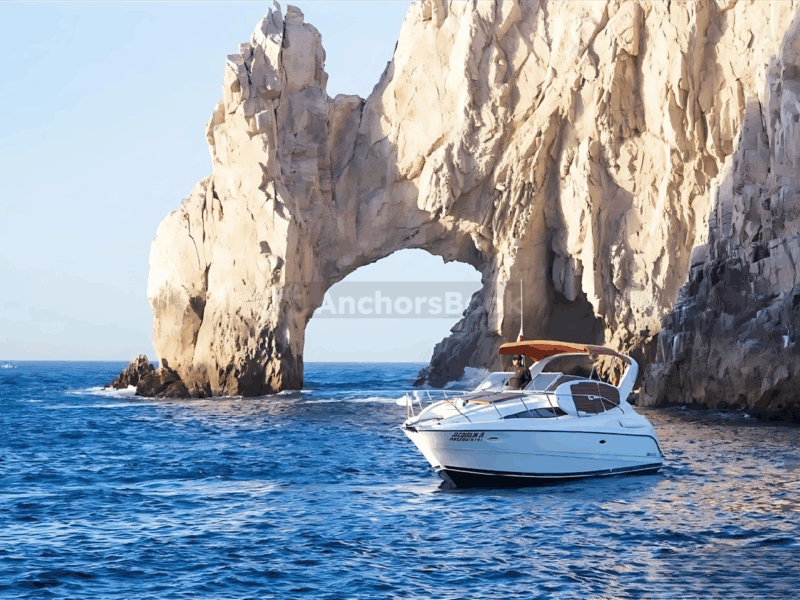 Cabo Private Yacht Cruise to El Arco with Snorkeling Adventure