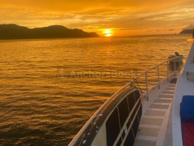 6 Hour Yacht Charter in Guanacaste - Crew & Food Included