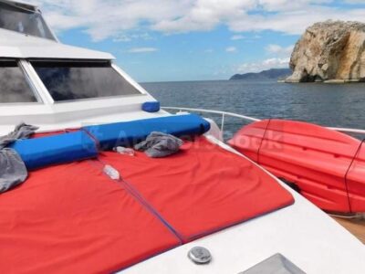6 Hour Yacht Charter in Guanacaste - Crew & Food Included