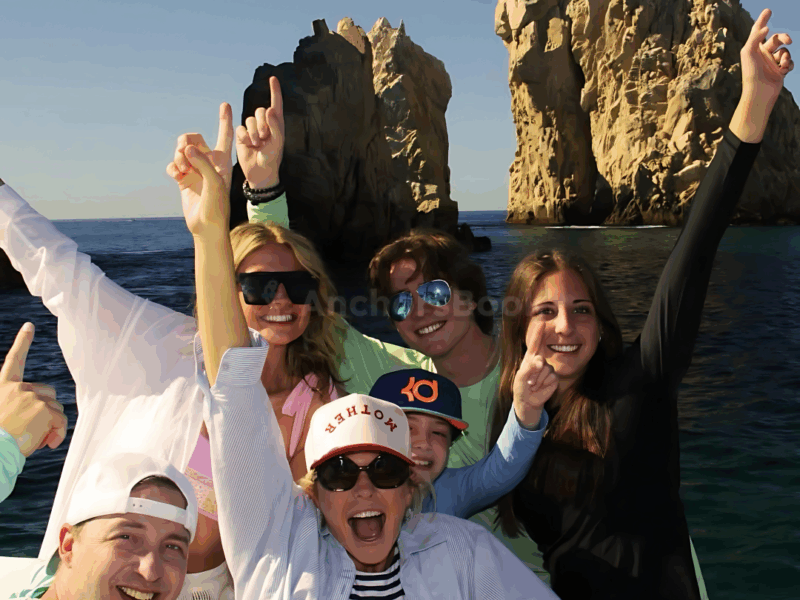 Cabo Luxury Yacht Charter – Private Crew & Snorkeling Adventure