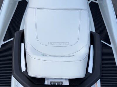 BRAND NEW 2025 YAMAHA JETSKI FOR RENTAL