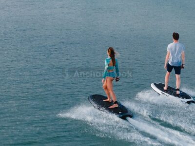 Radinn Jet-Surf board Rental in Oakville – Glide Over Water Surfing Experience