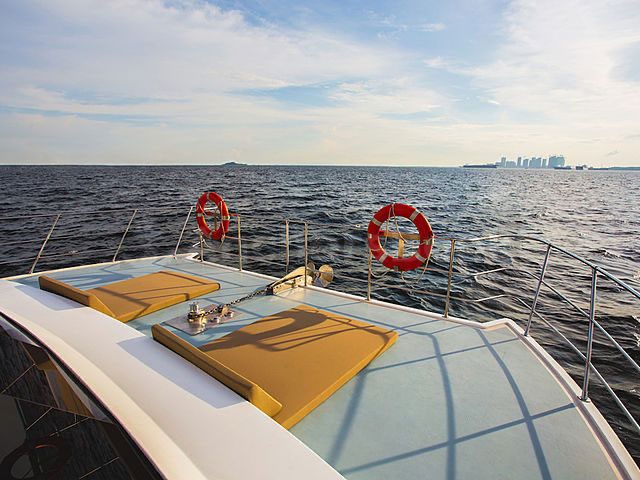 4 Hour Private 47ft Power Catamaran Charter In Singapore - 40 Max Guests