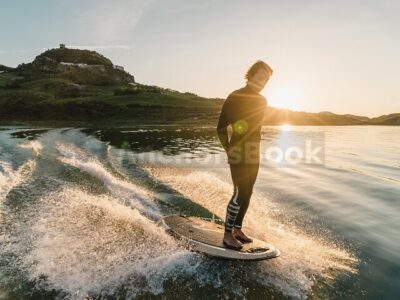 Radinn Jet-Surf board Rental in Oakville – Glide Over Water Surfing Experience
