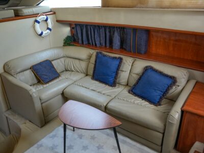 2 Hours Birthday Party 46ft Yacht With Cake, Decorations & Assorted Soft Drinks Included – Dinner Optional – (Up to 12PAX)