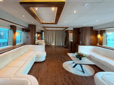 Premium Luxury 3-6 Hour Birthday Party 100ft Yacht With Cake, Decorations & Assorted Drinks Included – Dinner Optional – (Up to 50PAX)