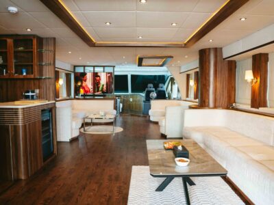 Premium Luxury 3-6 Hour Birthday Party 100ft Yacht With Cake, Decorations & Assorted Drinks Included – Dinner Optional – (Up to 50PAX)