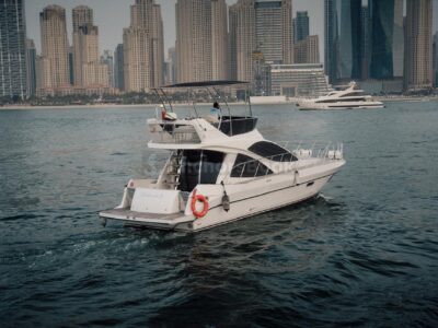 44 FEET LUXURY YACHT